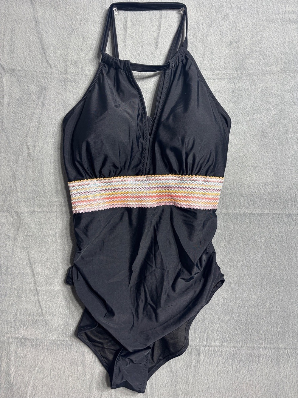 Blooming Jelly Keyhole V-Cut Front Crossback One-piece Swimsuit